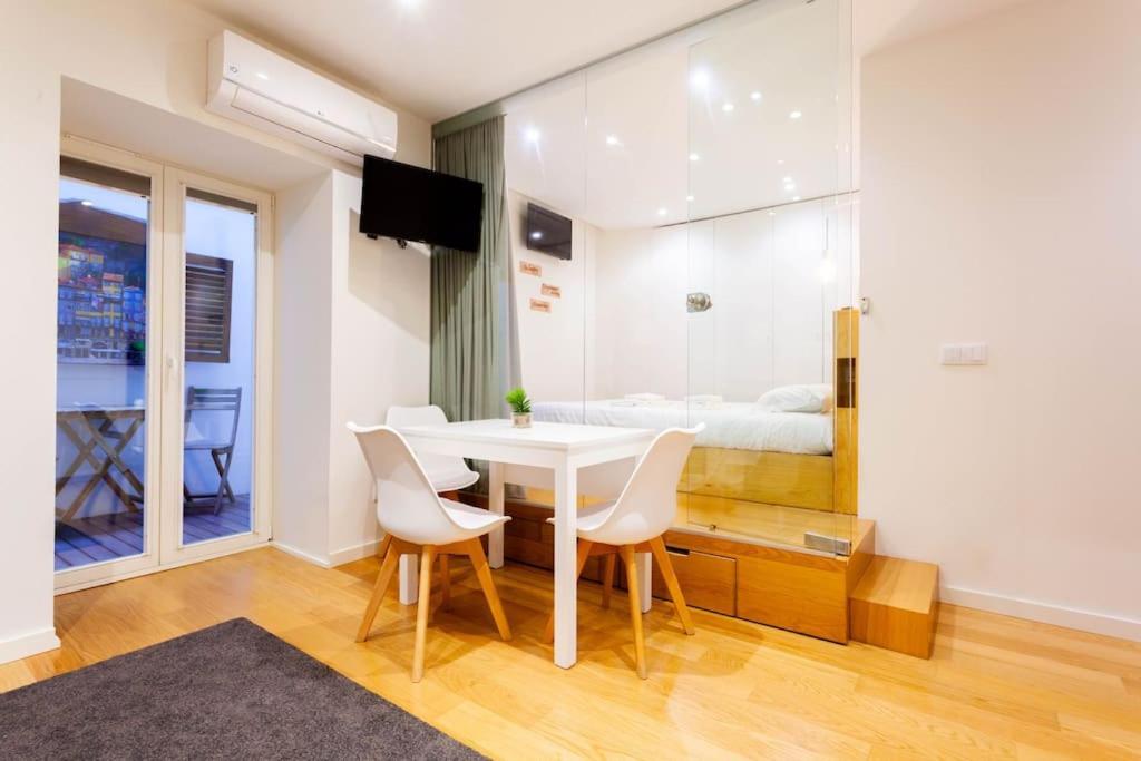 Cozy Apartment In The Center Of Порто Екстериор снимка